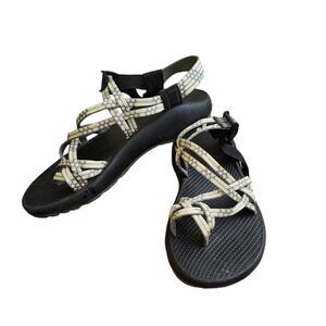Chaco‎ women's strappy gray/white sandals 8